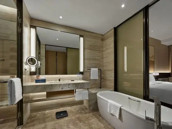 Deluxe Oda, 1 En Büyük (King) Boy Yatak (High Floor)