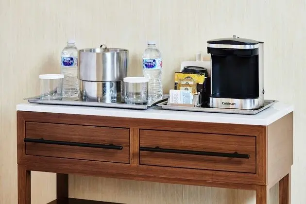 Oda, 2 Çift Kişilik Yatak, Balkon