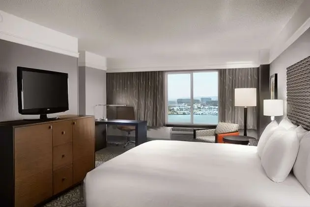 Two Room Suite - King Bed