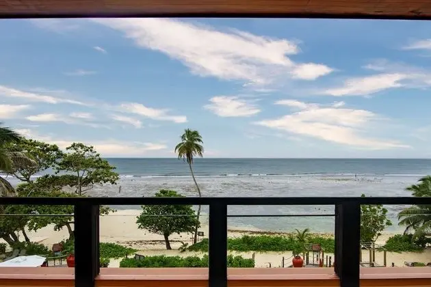 Grand Room, 1 King Bed, Beach View, Jacuzzi on Balcony
