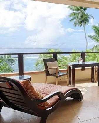 Grand Room, 1 King Bed, Beach View, Jacuzzi on Balcony