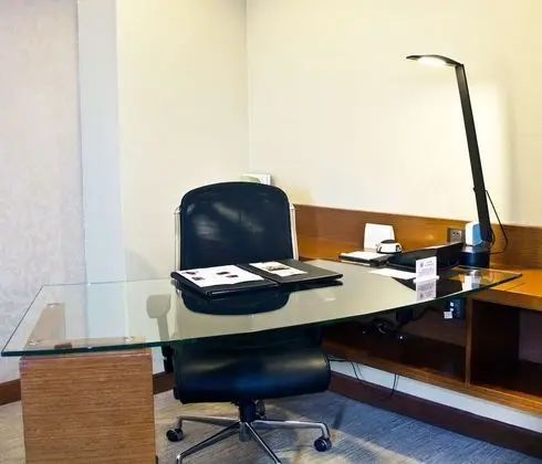 Executive Oda, 1 En Büyük (King) Boy Yatak, Business Dinlenme Salonu Kullanımı