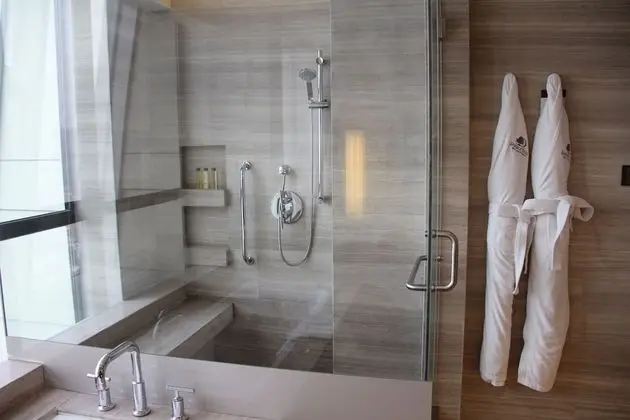 Executive Süit, 1 En Büyük (King) Boy Yatak, Business Dinlenme Salonu Kullanımı