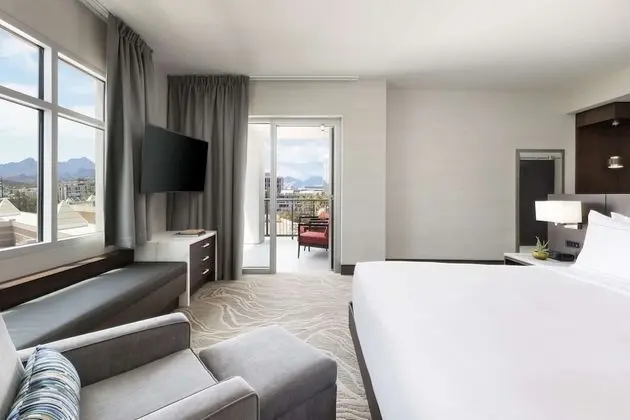 Deluxe Oda, 1 En Büyük (King) Boy Yatak, Engellilere Uygun, Balkon