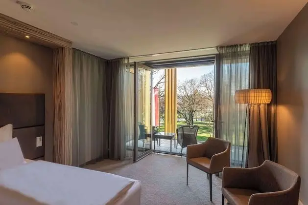 Deluxe Oda, 1 En Büyük (King) Boy Yatak, Balkon