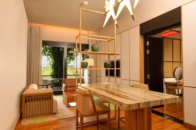 Deluxe Süit, 1 Yatak Odası, Balkon
