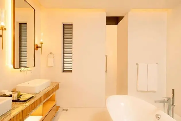 Deluxe Süit, 1 Yatak Odası, Balkon