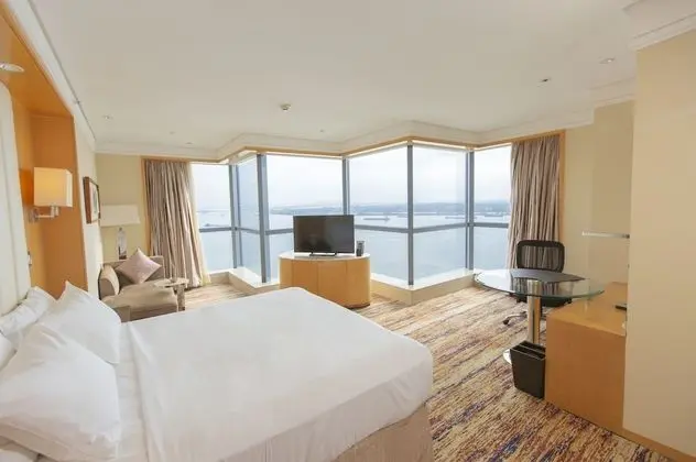 Deluxe Oda, 1 En Büyük (King) Boy Yatak (Premier)