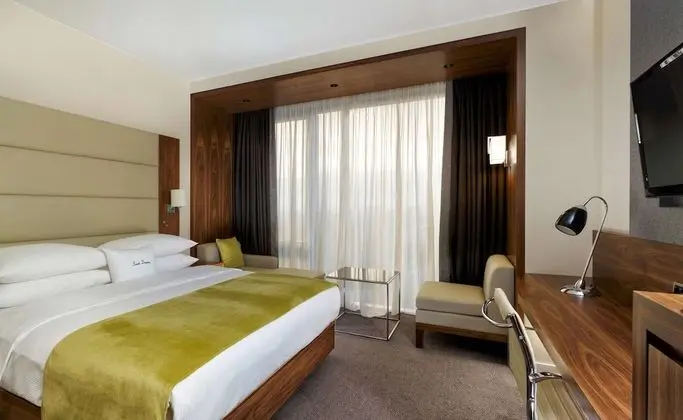 King Guest Room