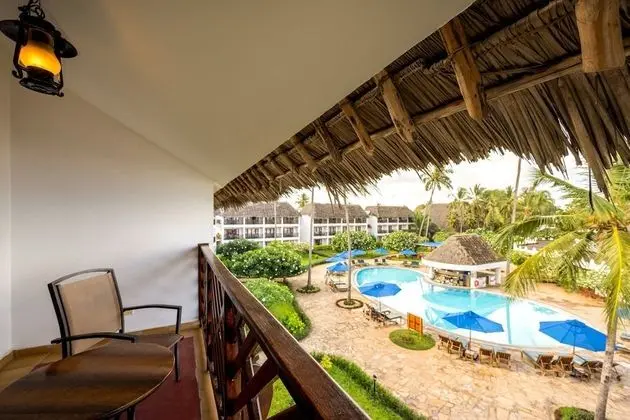 Room, 1 Queen Bed, Non Smoking, Ocean View