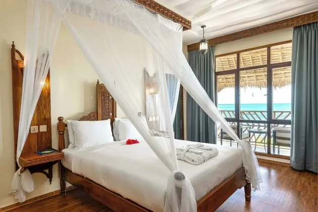 Room, 1 Queen Bed, Non Smoking, Ocean View