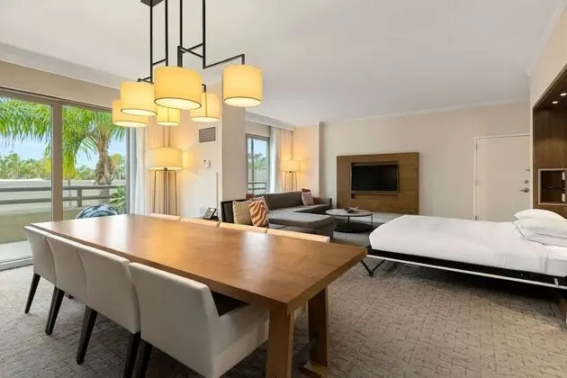 Exclusive Stüdyo Süit, Balkon (1 King Murphy Bed)