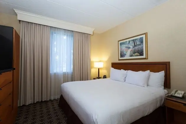 Süit, 1 En Büyük (King) Boy Yatak, Avlu