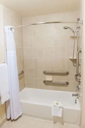 Süit, 2 Çift Kişilik Yatak, Engellilere Uygun