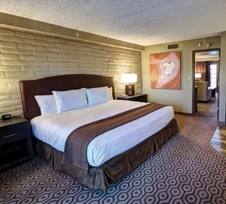 Süit, 1 En Büyük (King) Boy Yatak ve Çekyat, Havuz Kenarı (2 Room)