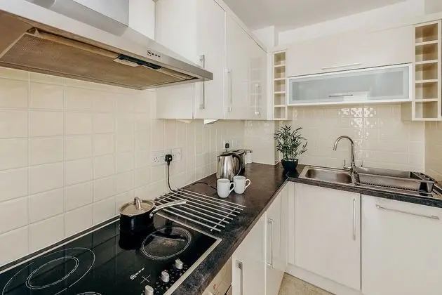 Apart Daire, 1 Yatak Odası (Spacious, private parking)