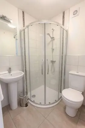 Tek Kişilik Oda, Banyolu/Duşlu