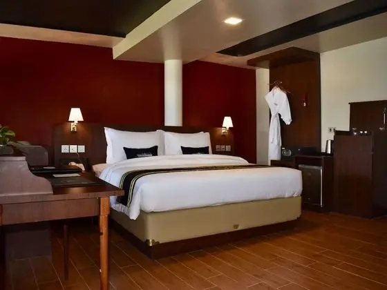 Executive Double or Twin Suite