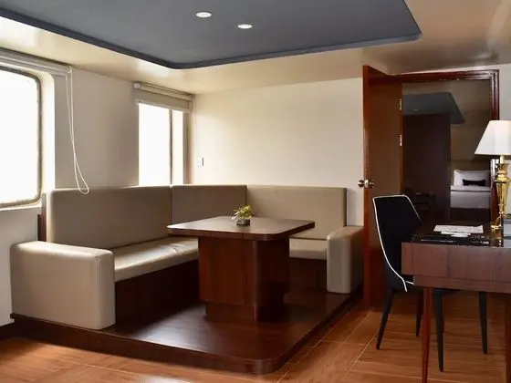 Executive Double or Twin Suite