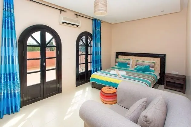 Traditional Villa, 4 Yatak Odası, Kişiye Özel Havuzlu