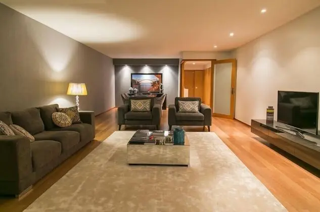 Luxury Apart Daire, 2 Yatak Odası, Balkon, Nehir Manzaralı