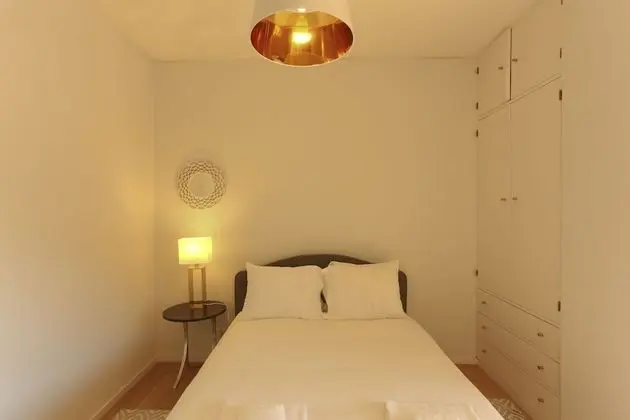 Ev, 4 Yatak Odası, Kişiye Özel Havuzlu, Nehir Manzaralı