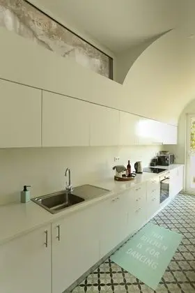 Ev, 4 Yatak Odası, Kişiye Özel Havuzlu, Nehir Manzaralı