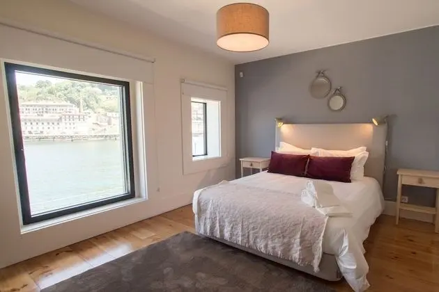 Apart Daire, 3 Yatak Odası, Balkon, Nehir Manzaralı