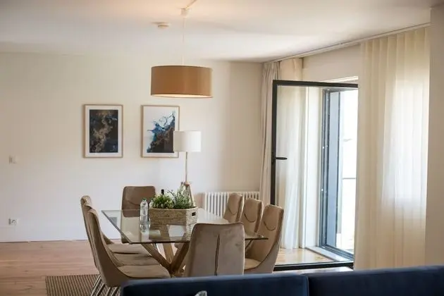 Apart Daire, 3 Yatak Odası, Balkon, Nehir Manzaralı