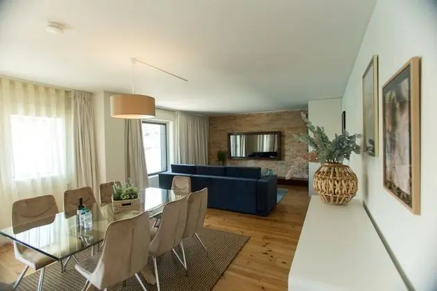 Apart Daire, 3 Yatak Odası, Balkon, Nehir Manzaralı