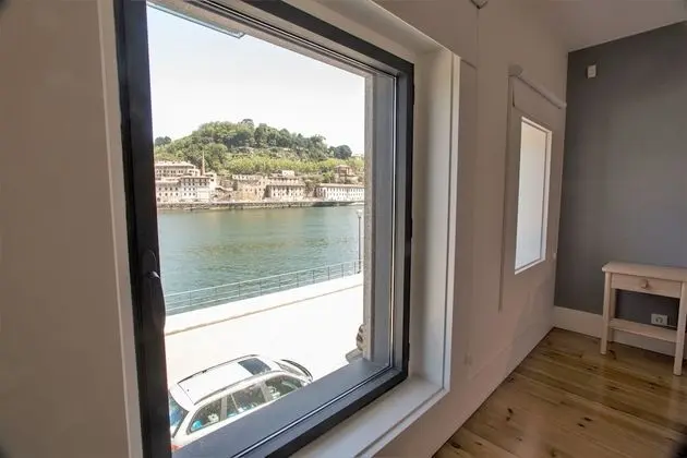 Apart Daire, 3 Yatak Odası, Balkon, Nehir Manzaralı