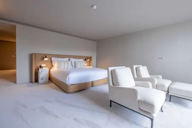 Tek Büyük Yataklı Oda, Balkon, Nehir Manzaralı