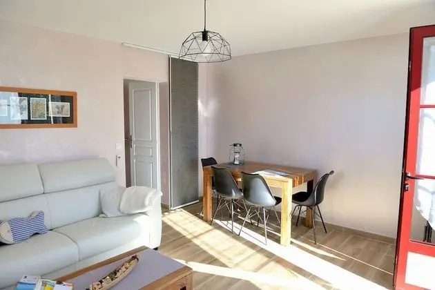 Standard Villa, Banyolu/Duşlu, Bahçe Manzaralı (Rouge Basque)