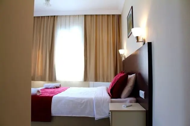 Deluxe Tek Büyük veya İki Ayrı Yataklı Oda