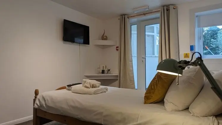 Economy Tek Kişilik Oda, Ortak Banyo, Bahçe Manzaralı (1)
