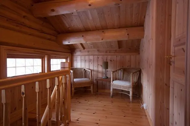 Traditional Ev, Birden Çok Yatak, Dağ Manzaralı