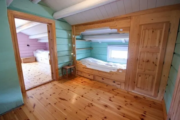 Traditional Ev, Birden Çok Yatak, Dağ Manzaralı