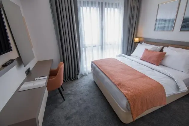 Standart Oda, Şehir Manzaralı
