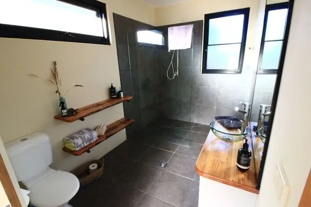 Luxury Apart Daire, 1 Yatak Odası, Göl Manzaralı, Bahçeli
