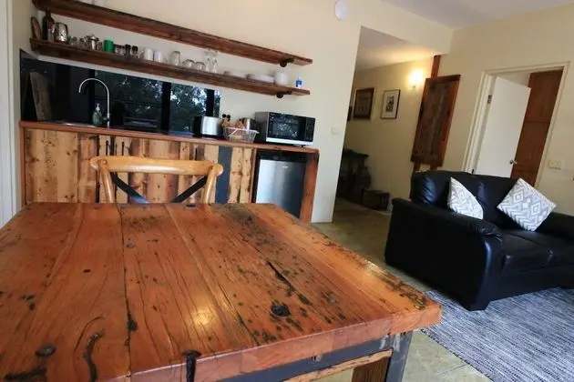 Luxury Apart Daire, 2 Yatak Odası, Dağ Manzaralı, Zemin Kat (The Burrow)