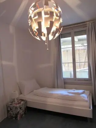 Apartment (51 incl 80 CHF cleaning fee)