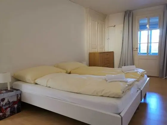 Apartment (52 incl 80 CHF cleaning fee)