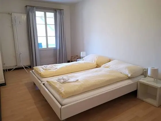 Apartment (53 inc 80 CHF cleaning fee)
