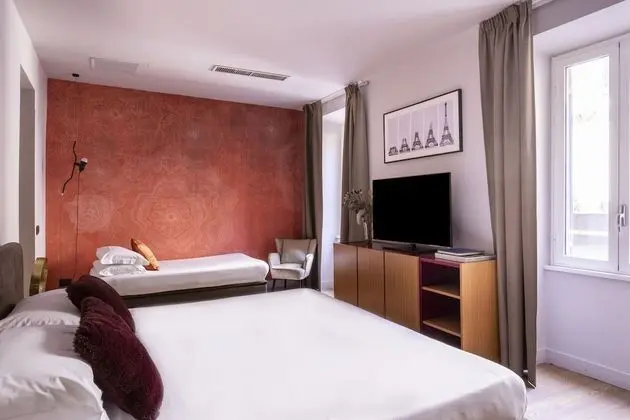 Deluxe Üç Kişilik Oda