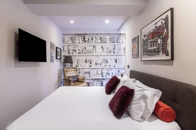 Tek Büyük Yataklı Oda