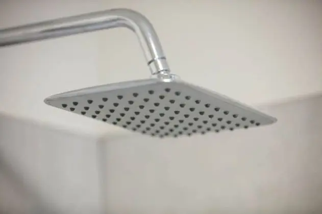 Standard Stüdyo, Sigara İçilmez (Queen Studio)