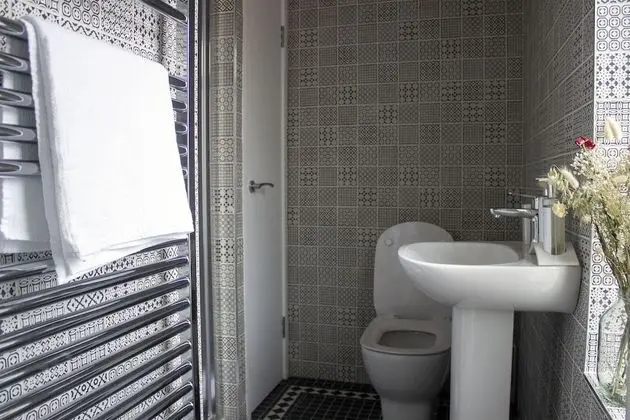 Deluxe Ev, Banyolu/Duşlu