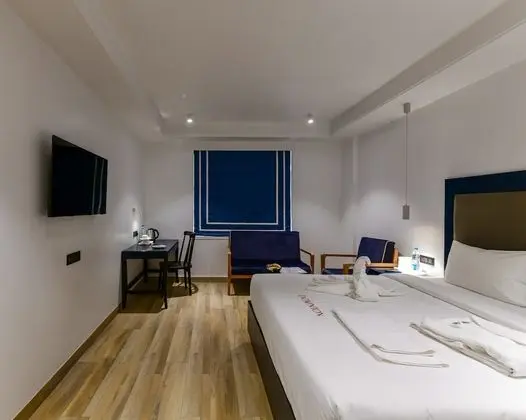 Deluxe Tek Büyük Yataklı Oda