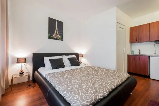 Stüdyo, Küçük Mutfak, Şehir Manzaralı
