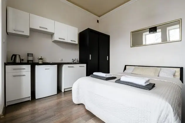 Stüdyo, 1 Çift Kişilik Yatak (Foksal 17B m.3)